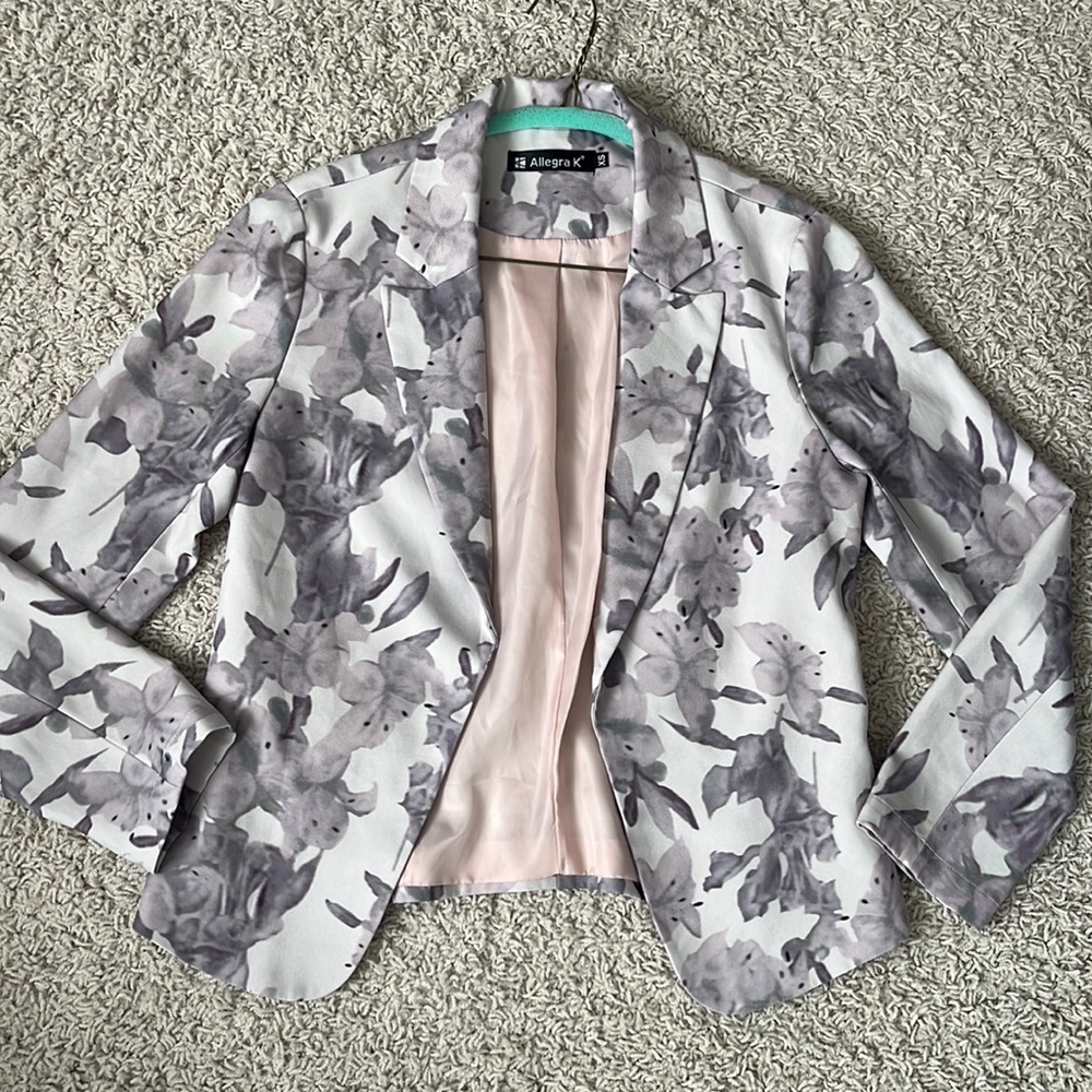 Allegra K light purple & ivory floral open front blazer Womens size XS